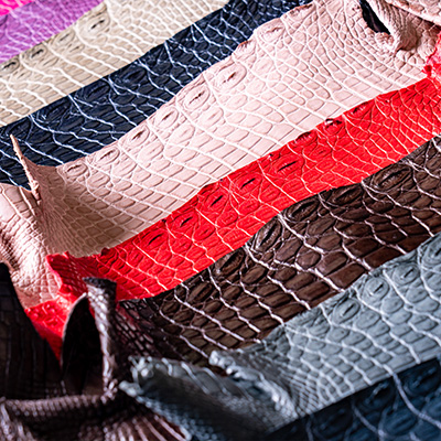 クロコダイル他、各種エキゾチックレザーを取り扱っております